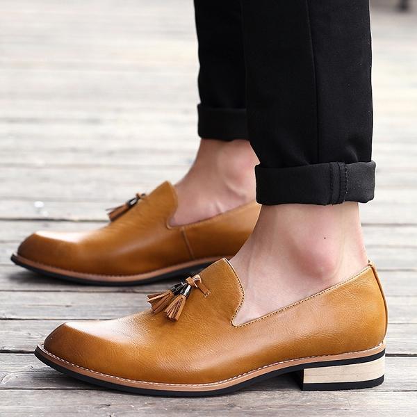 Men Retro Leather Loafers Slip On Business Shoes